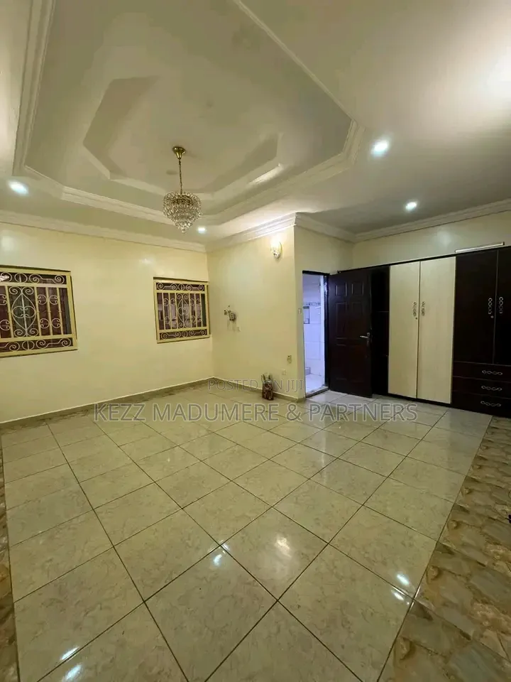 3bdrm Duplex in Naf Valley Estate , for sale