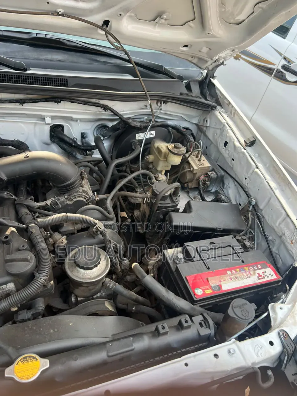 Toyota Hilux 2012 White