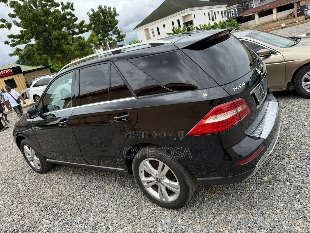 Mercedes-Benz M Class ML350 4MATIC 4dr SUV AWD (3.5L 6cyl 7A) 2014
