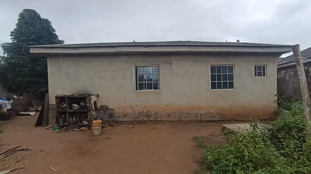 2bdrm Bungalow in Ayobo for sale