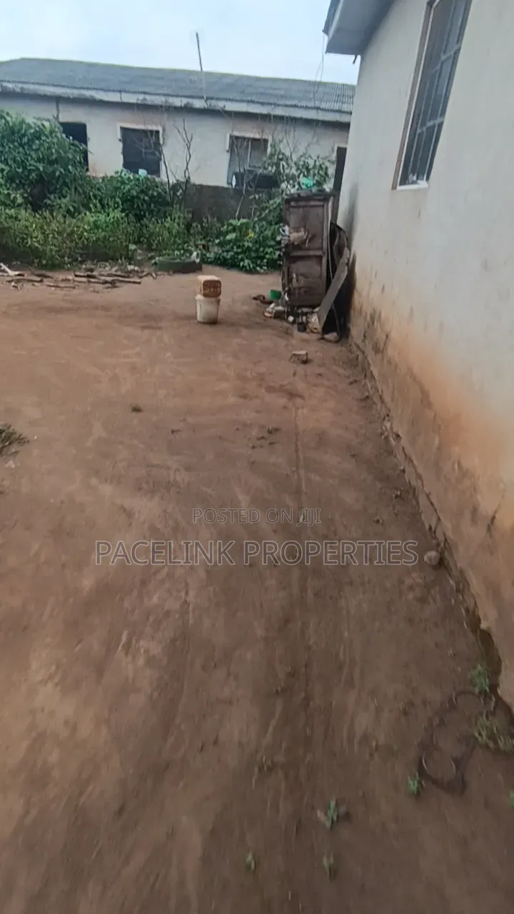 2bdrm Bungalow in Ayobo for sale