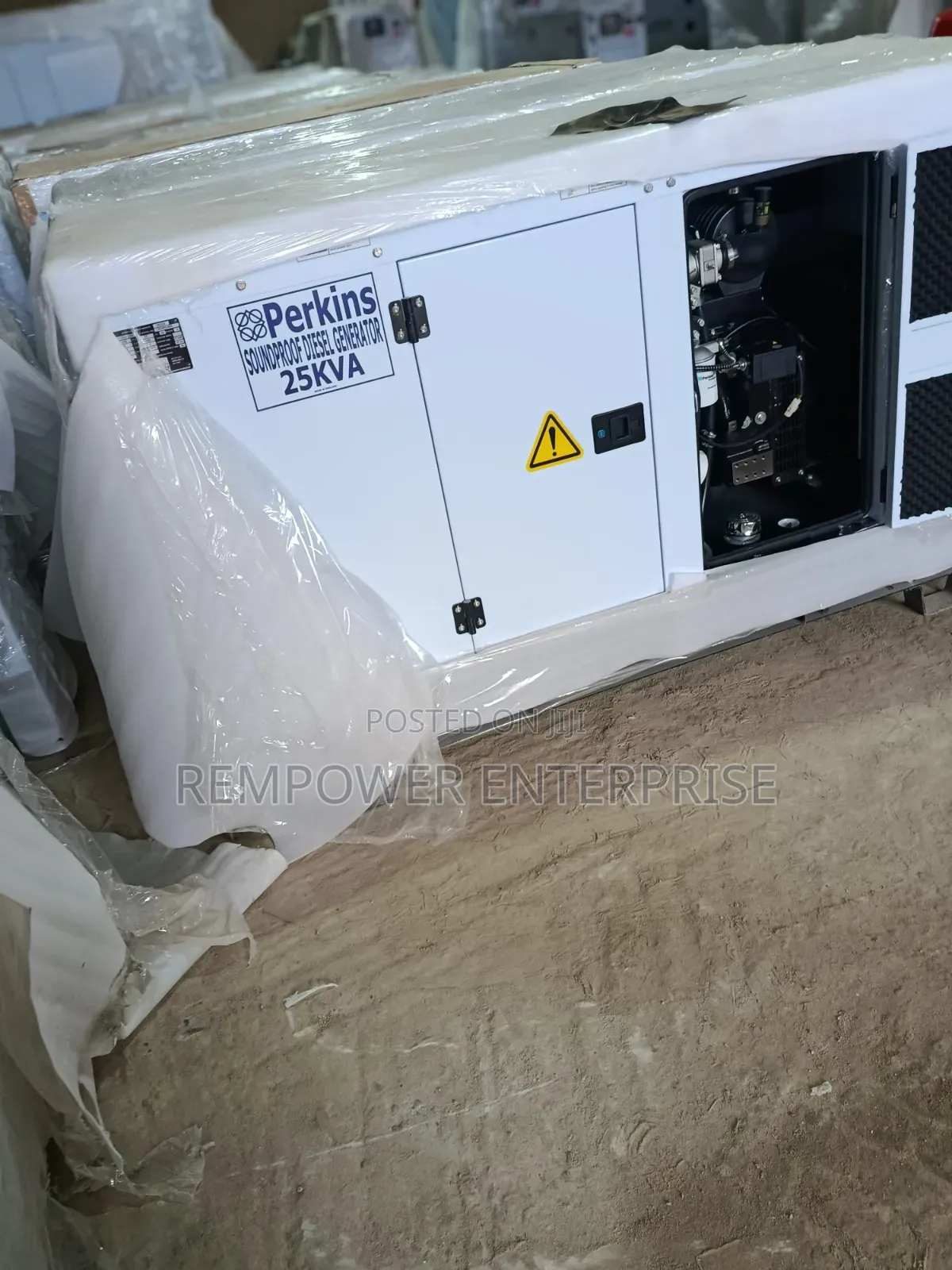 Perkins Soundproof Diesel Generator 25kva