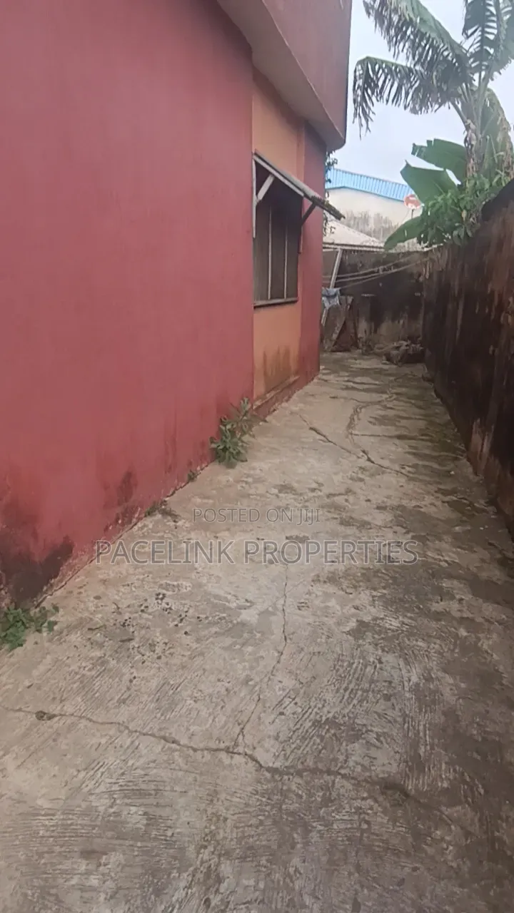 12bdrm Block of Flats in Egbeda for sale