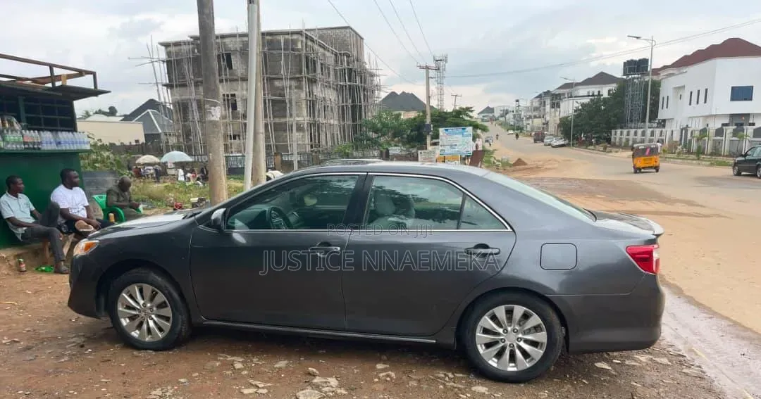 Toyota Camry 2014 Gray