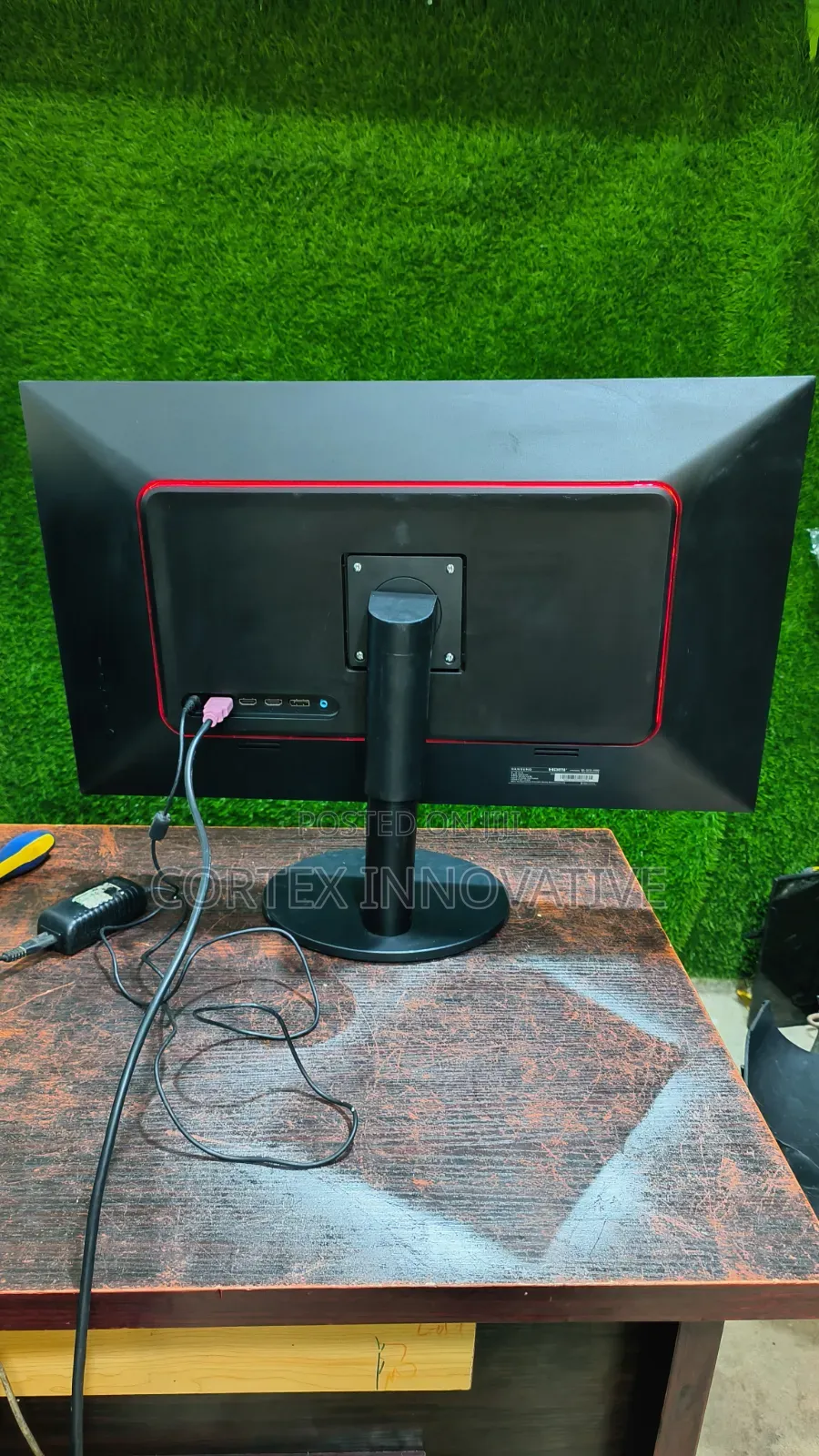 27 Inches Gaming IPS Frameless Monitor 1080 P 144Hz Refresh Rate