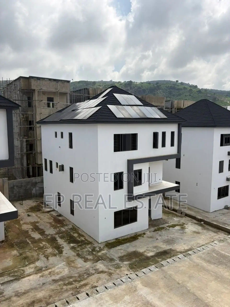 5bdrm Duplex in Katampe Extension for sale