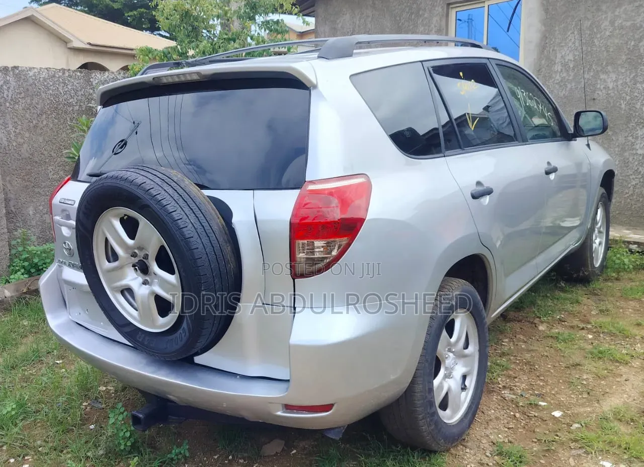 Toyota RAV4 2007 Silver