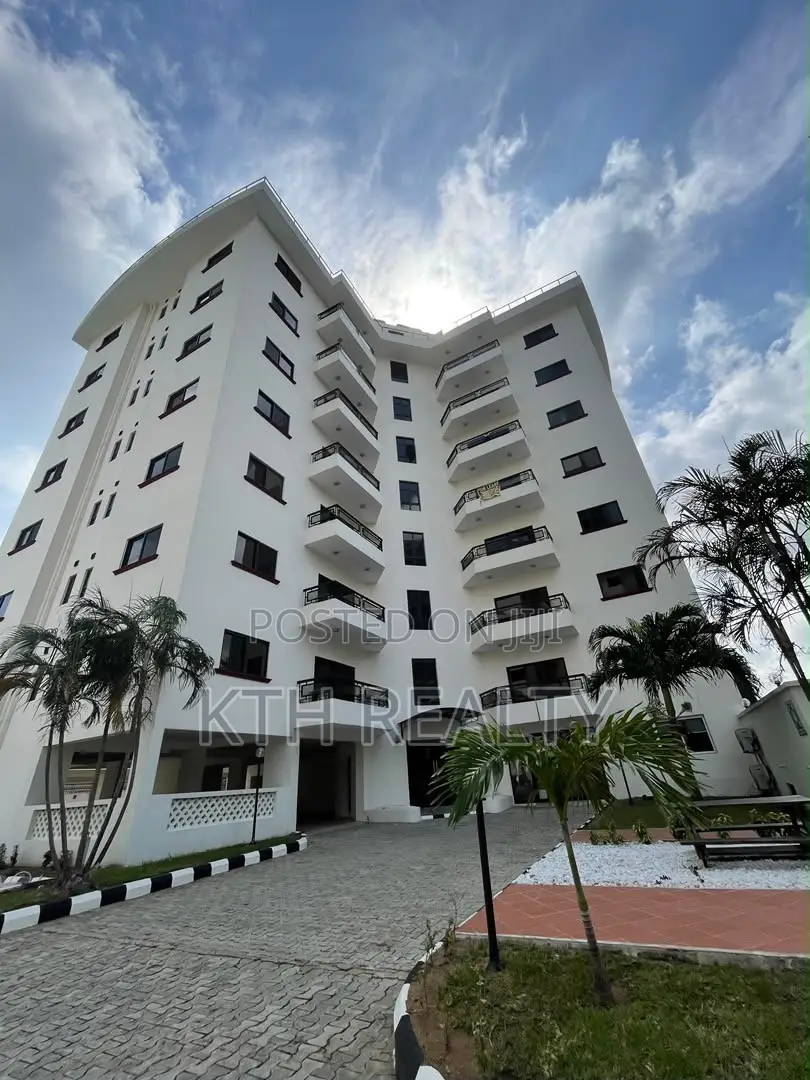 3bdrm Apartment in Ikoyi, Gerard Road for rent