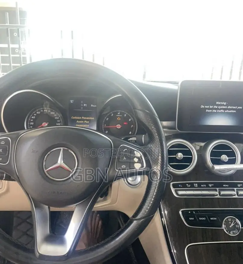 Mercedes-Benz C300 Base Sedan RWD (2.0L 4cyl 7A) 2016 Black