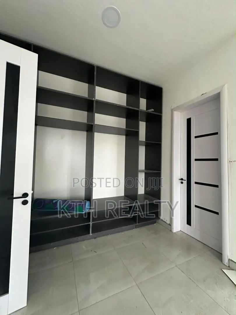 4bdrm Duplex in Visland, Adeola Odeku for sale
