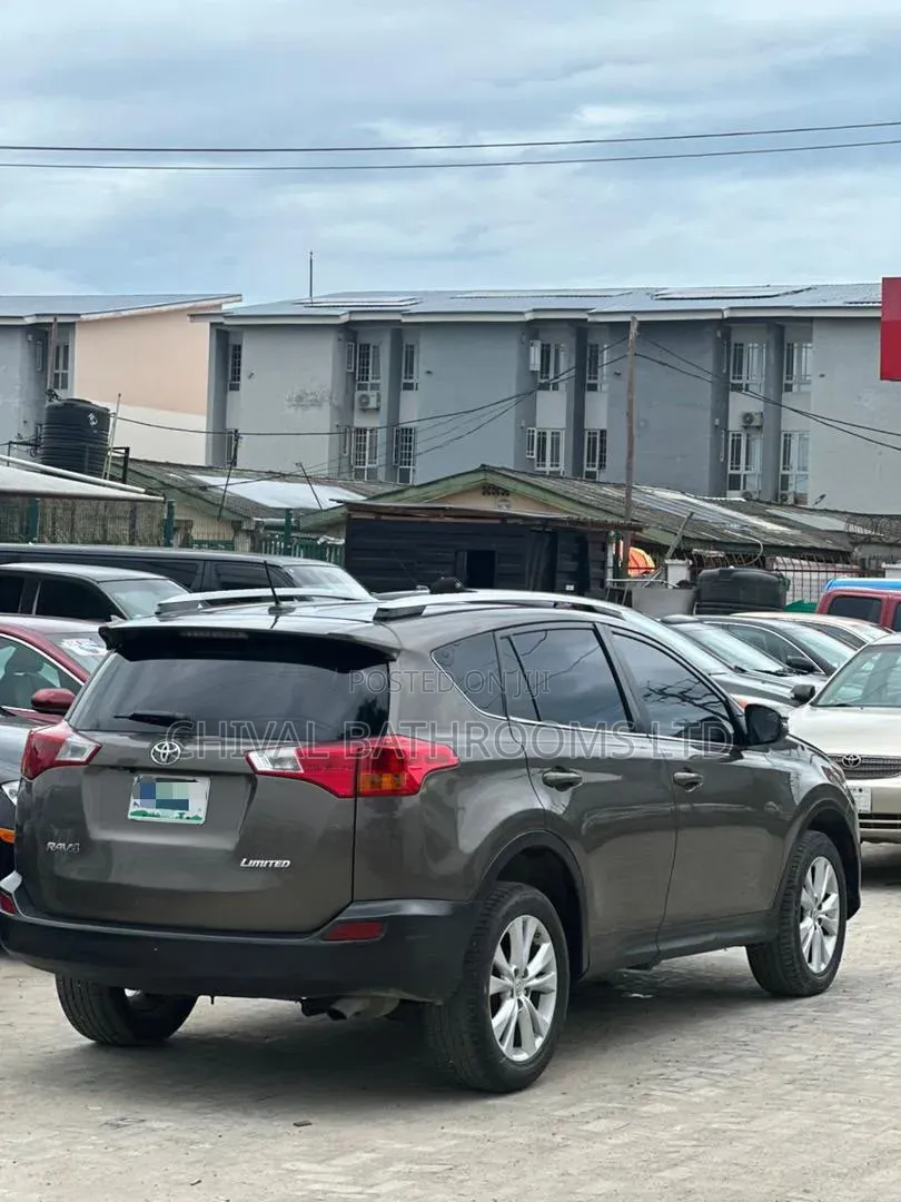 Toyota RAV4 2015 Gray