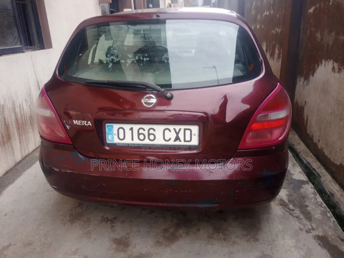 Nissan Almera 1.5 D 2003 Red