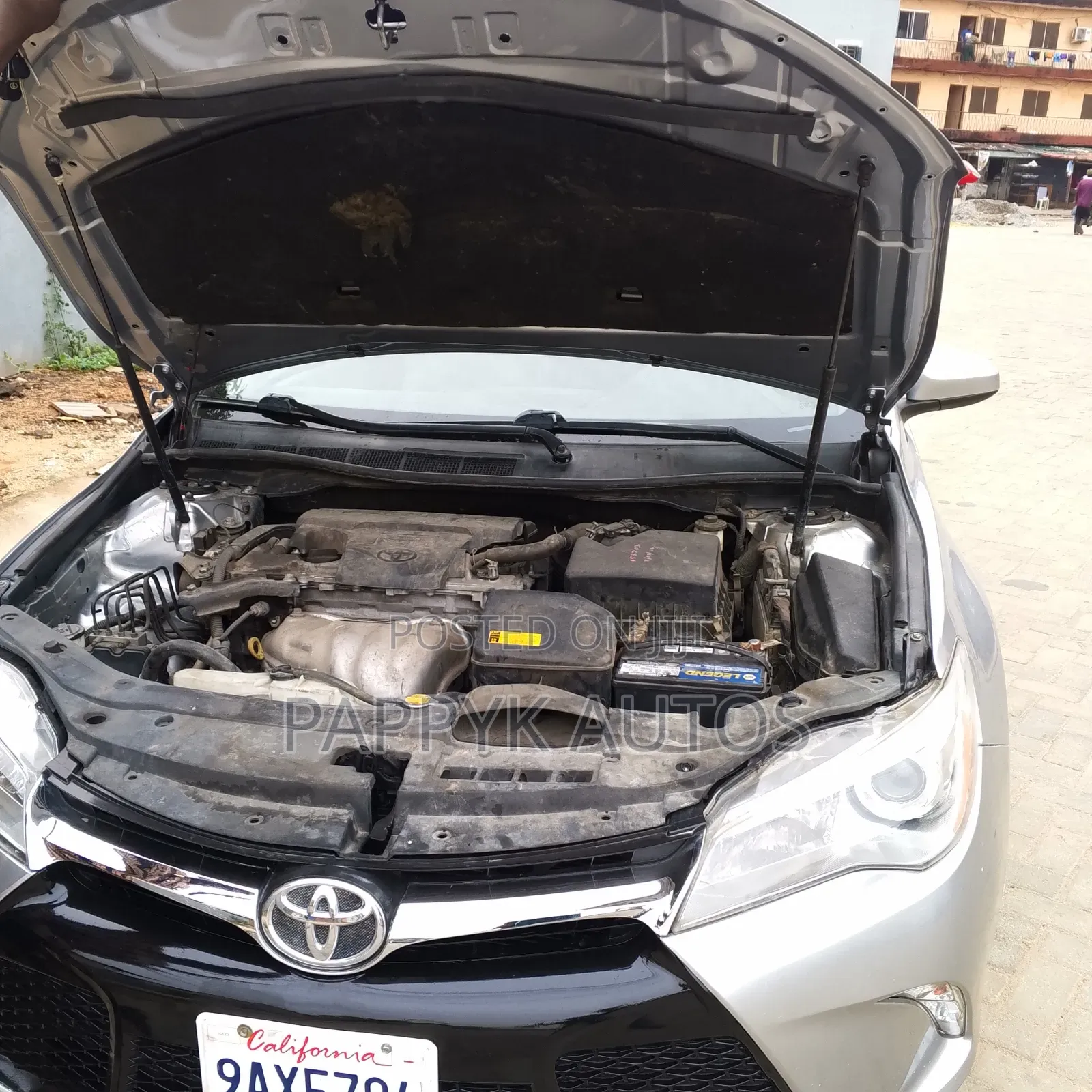 Toyota Camry 2015 Silver