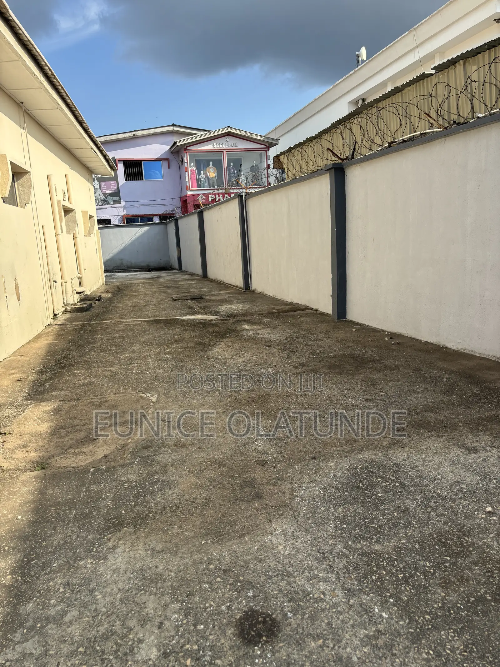 A Big Spacious Commercial Space in Alagbaka, Akure