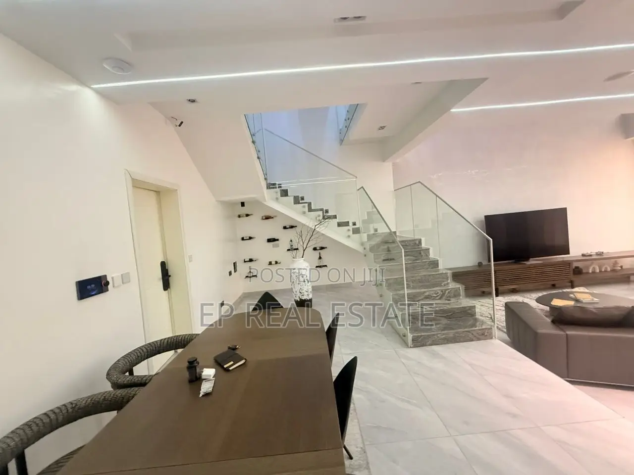 4bdrm House in Jahi for rent