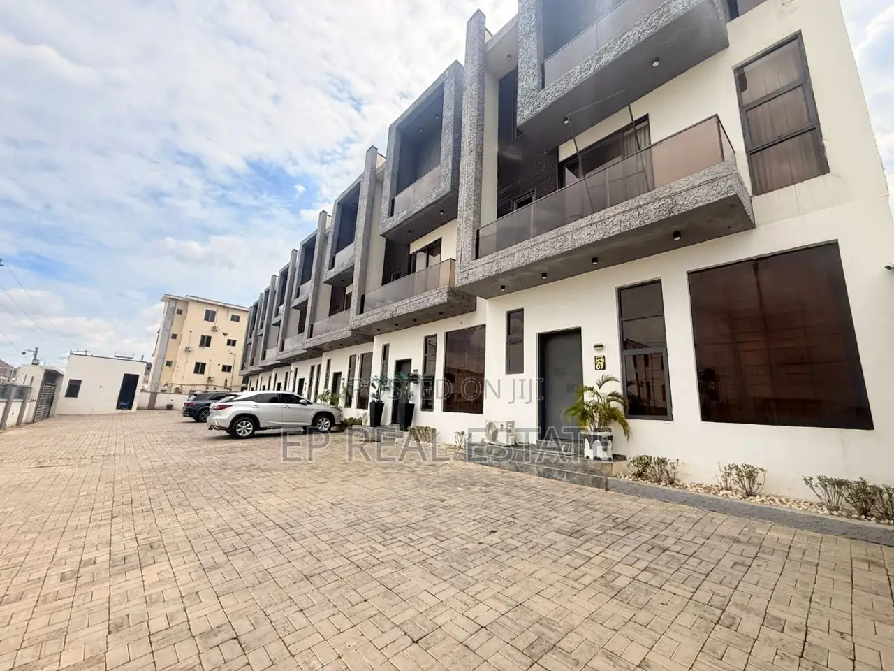 4bdrm House in Jahi for rent