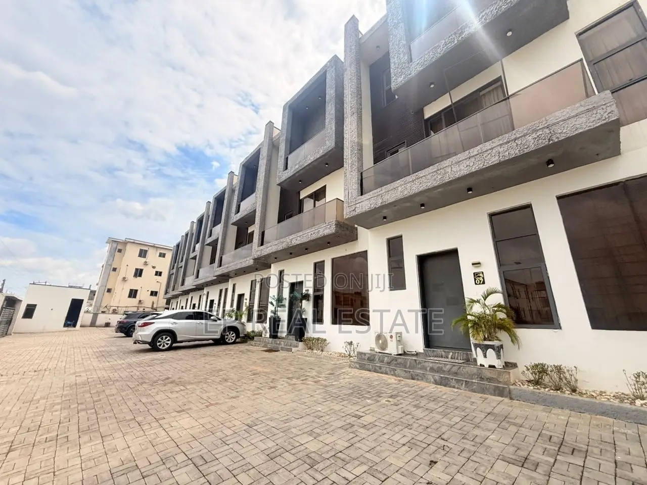 4bdrm House in Jahi for rent