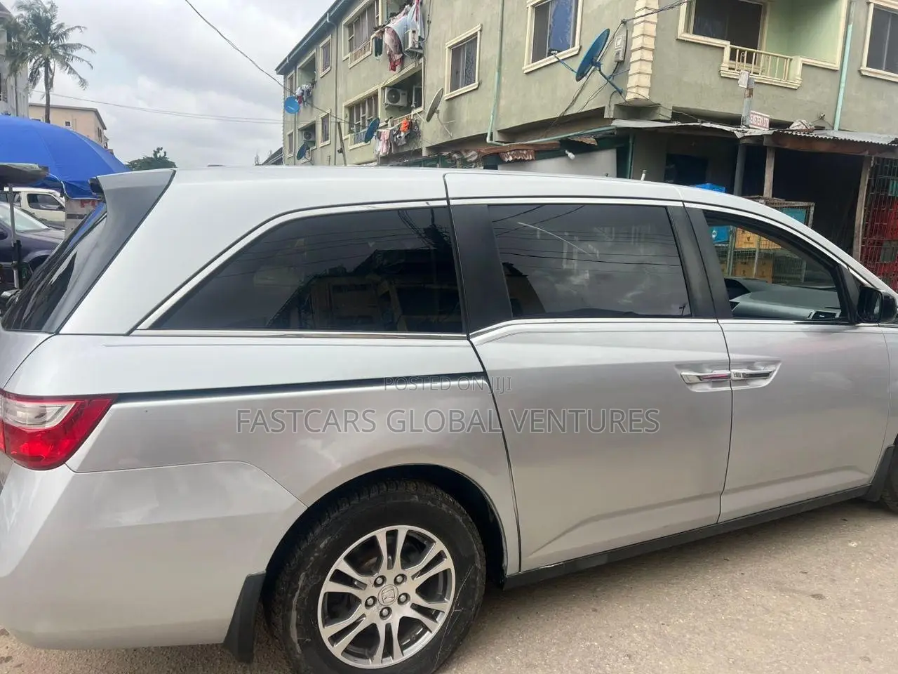 Honda Odyssey Touring 2013 Silver