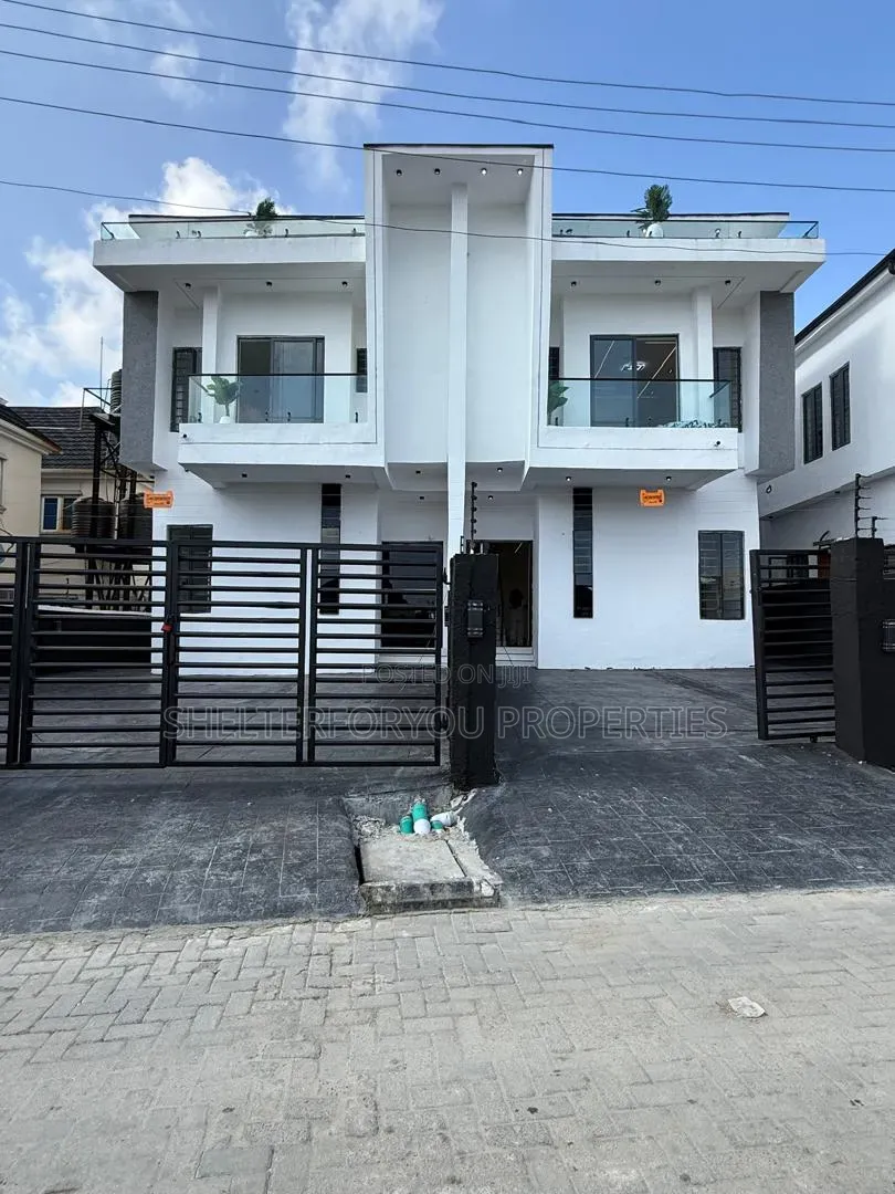 4bdrm Duplex in Sangotedo for sale