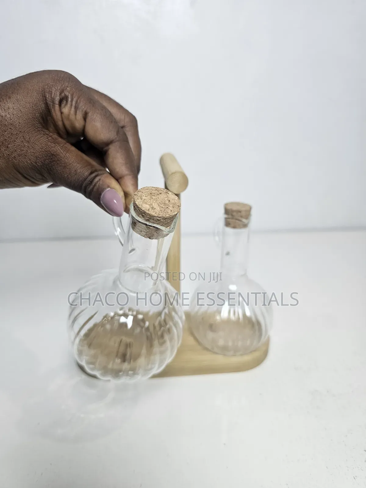 2in1 Oil Bottle With Wooden Stand