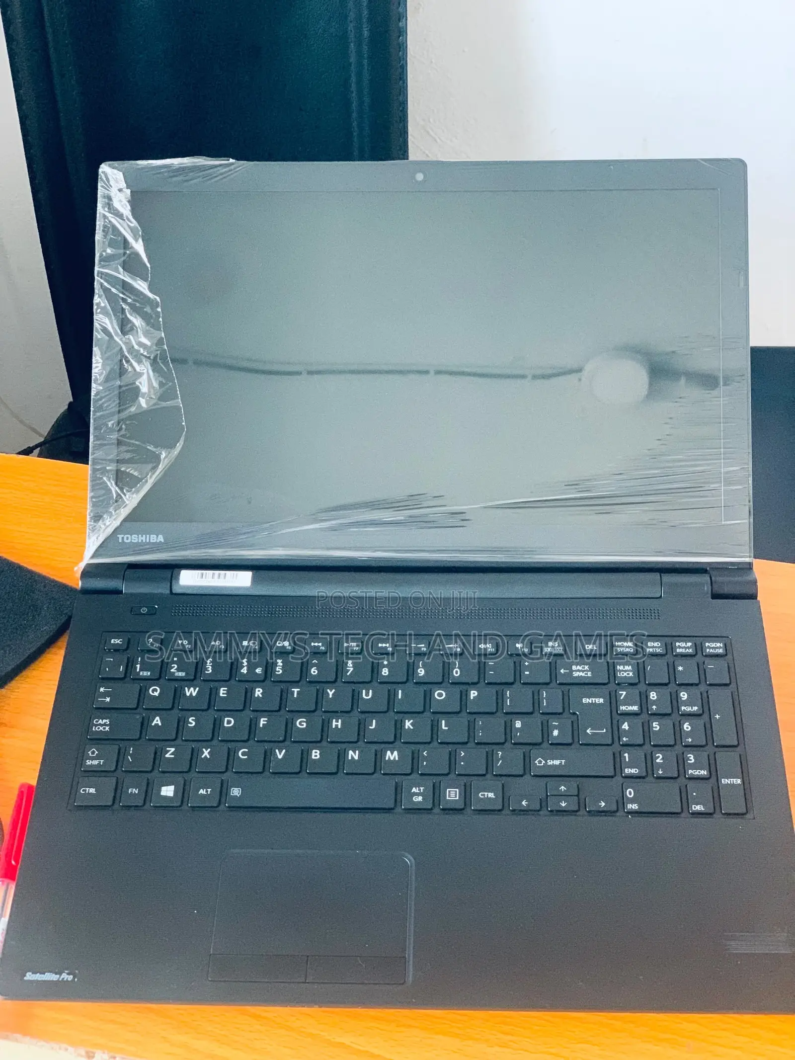 Laptop Toshiba 4GB Intel Core i5 HDD 500GB
