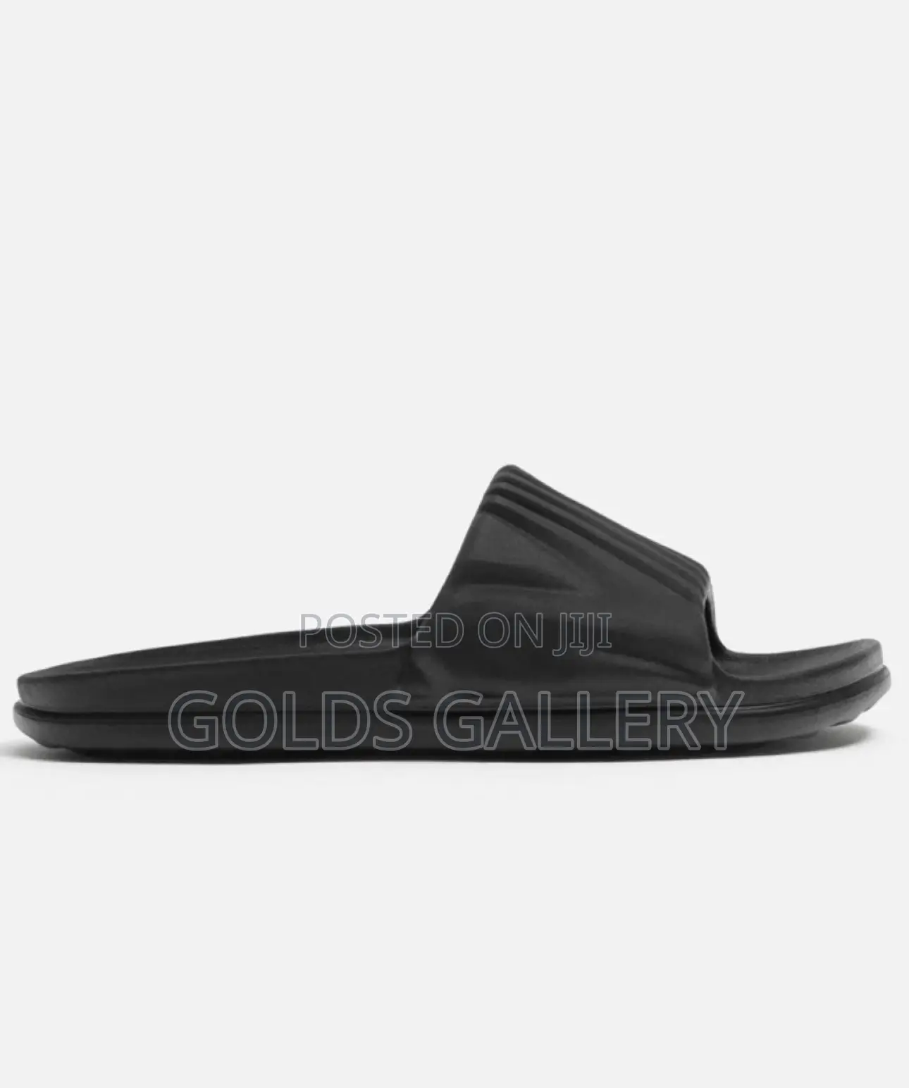 Pool Slides (USA) Zara