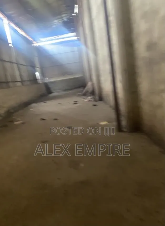 Warehouse for Lease