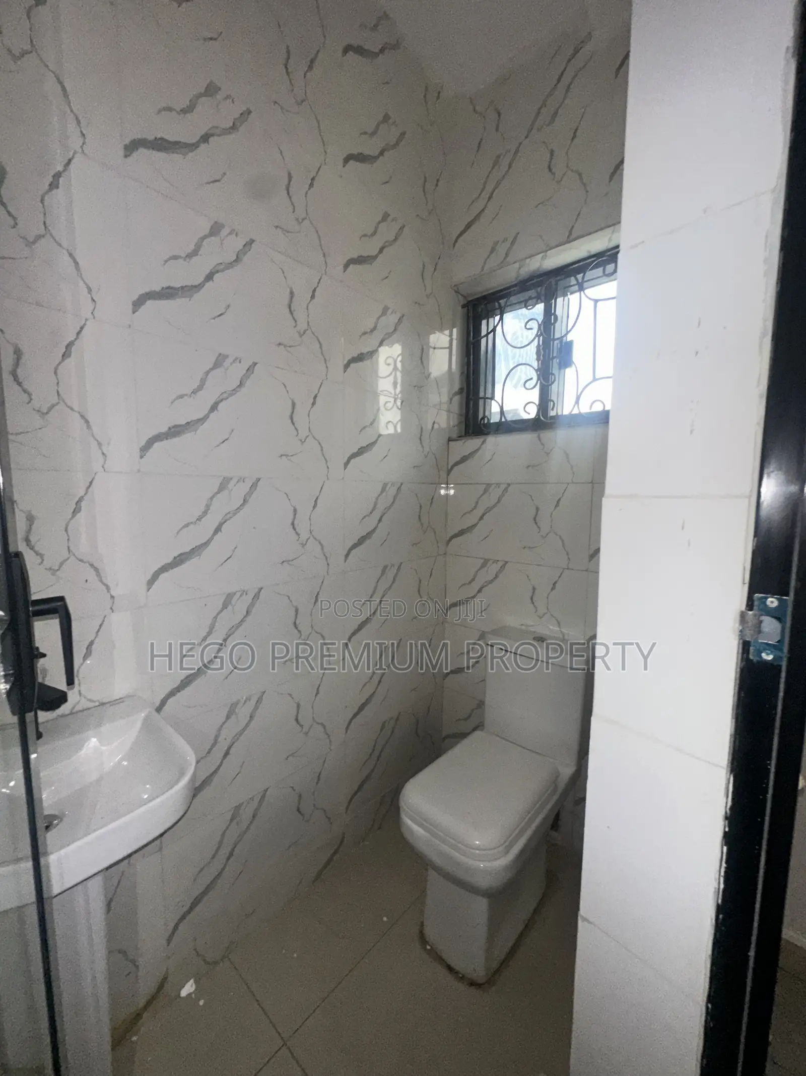 2bdrm Duplex in Timaya Estate, Rumueprikom for rent