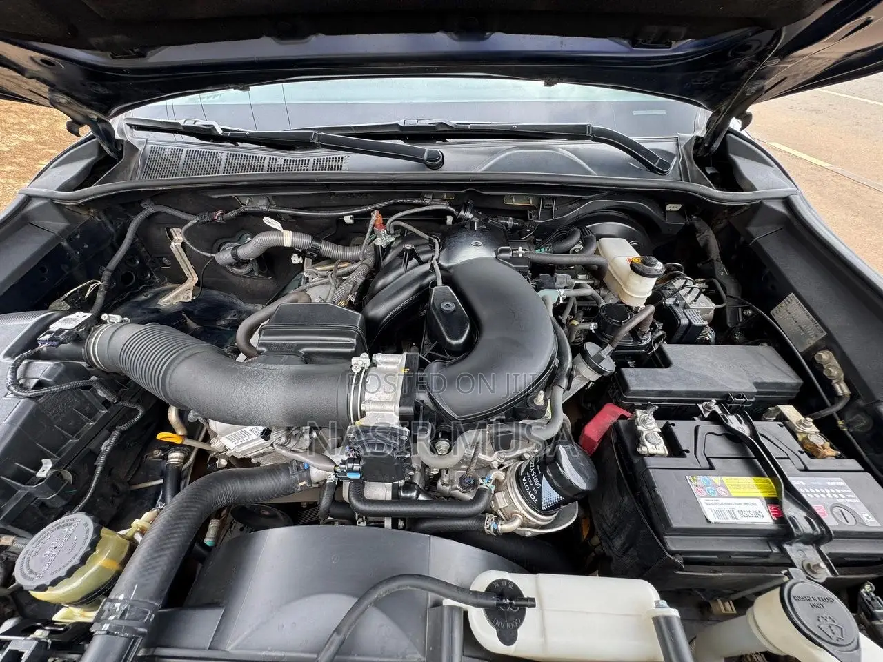 Toyota Hilux 2024 Gray