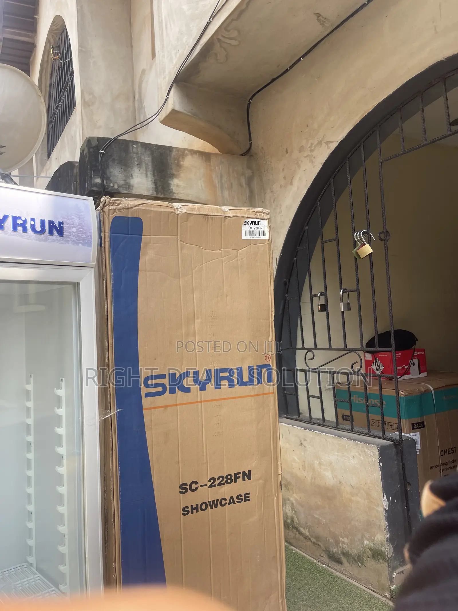 Make Every Bottle Look More Tempting With Skyrun SC 228FN Chiller