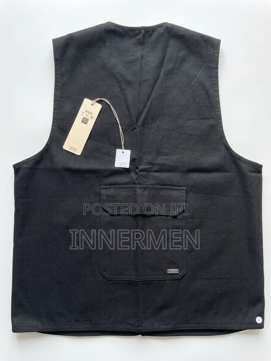 Black Multi-Pocket Press Jacket