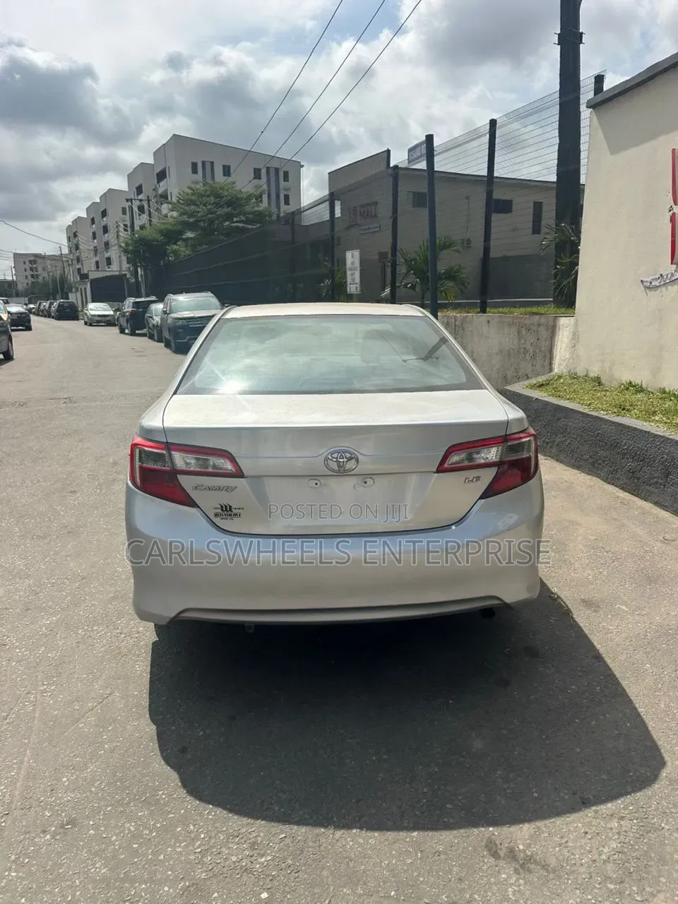 Toyota Camry LE 4dr Sedan (2.5L 4cyl 6A) 2012 Silver