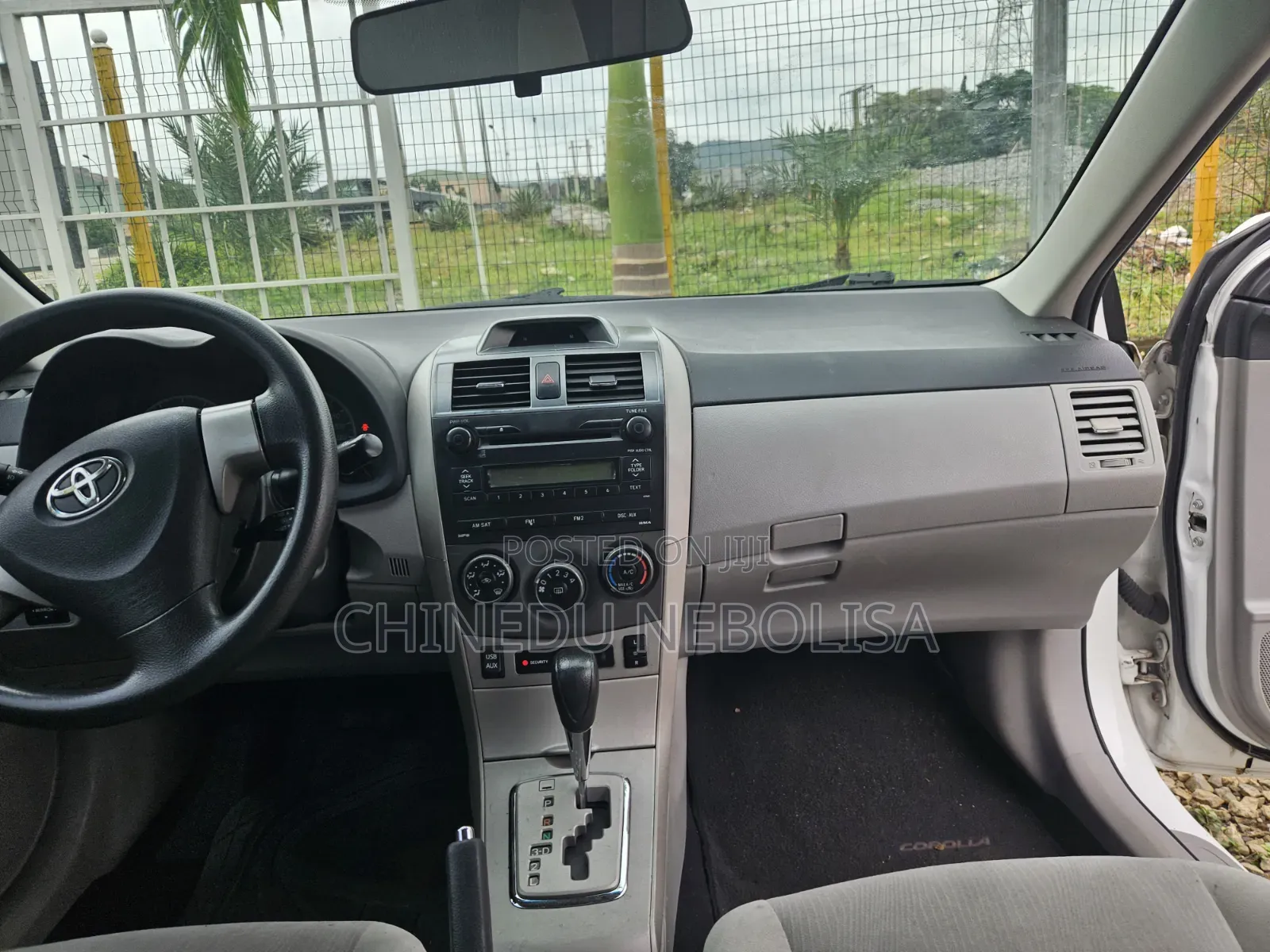 Toyota Corolla 2013 White