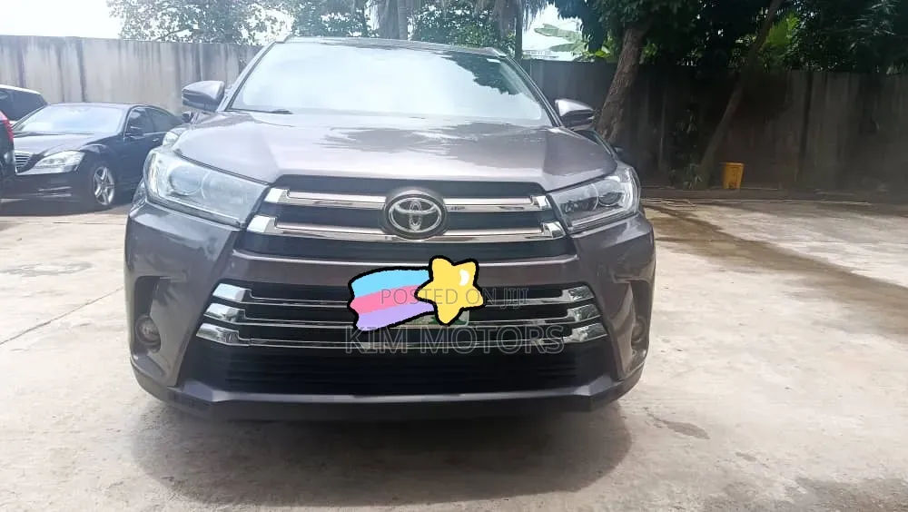 Toyota Highlander Limited 4dr SUV AWD (3.5L 6cyl 6A) 2014 Gray