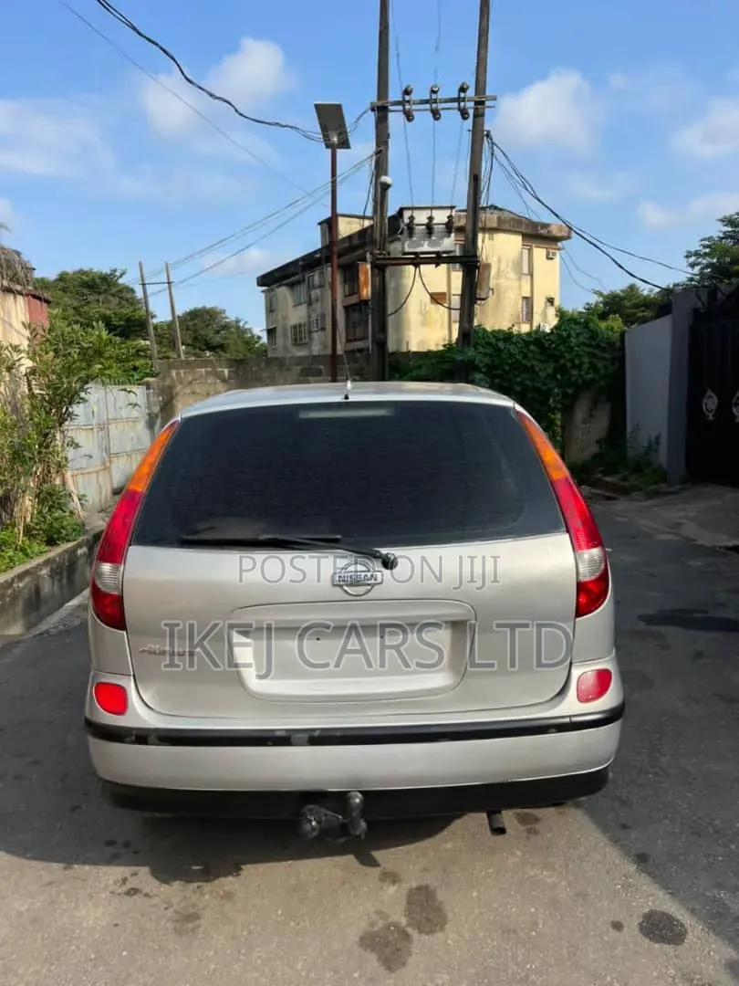 Nissan Almera 2005 Silver