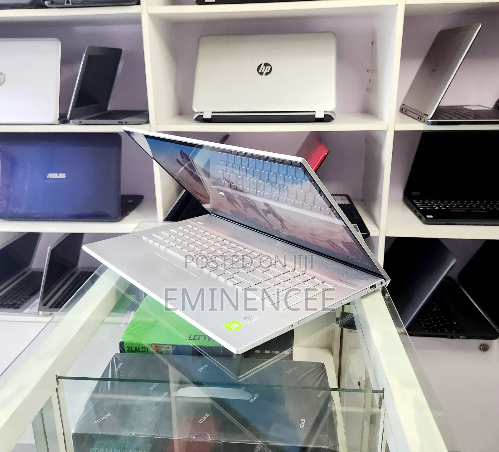 Laptop HP Envy 17 16GB Intel Core Ultra 7 HDD+SSD 1T