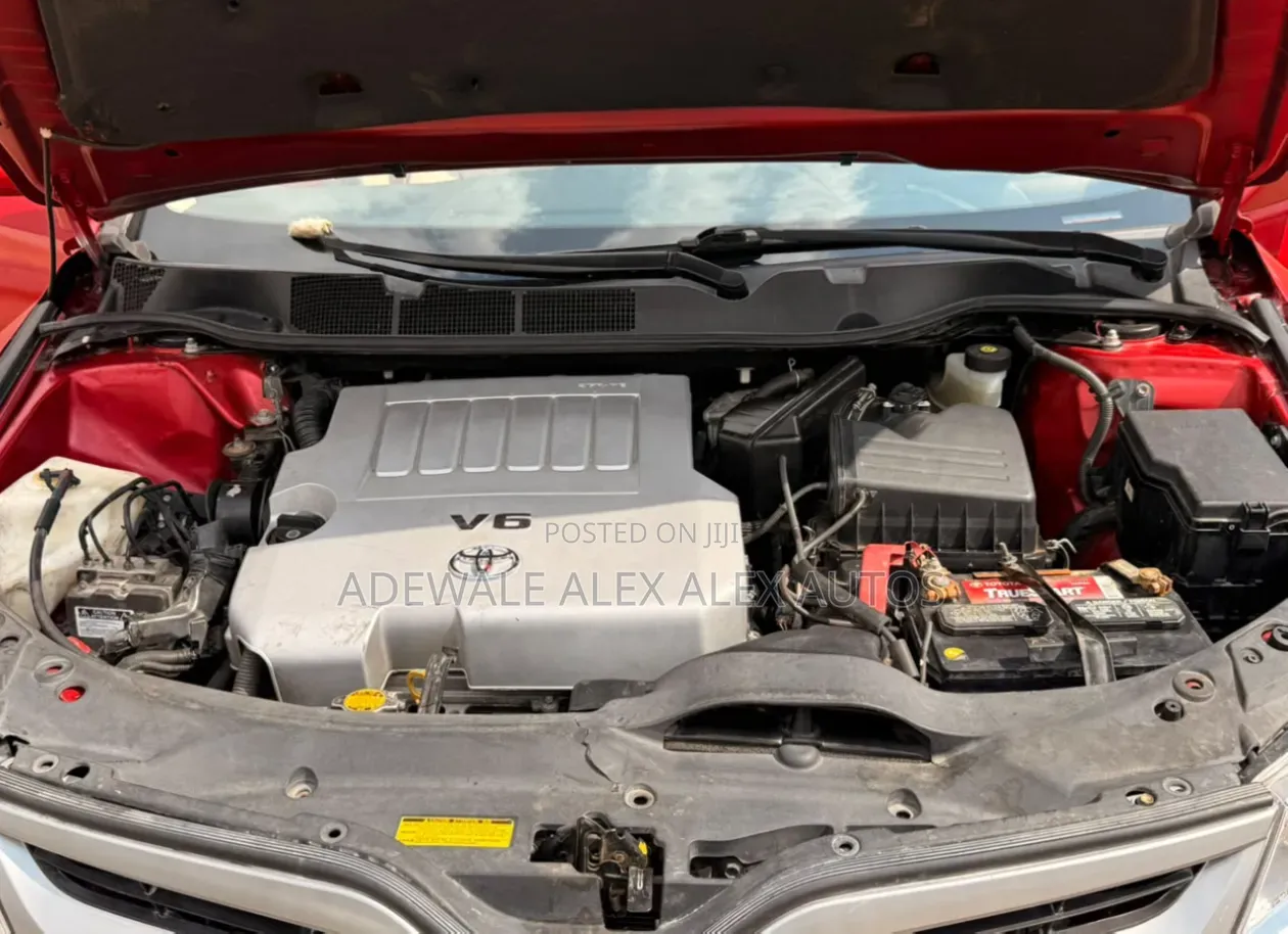 Toyota Venza 2010 Red