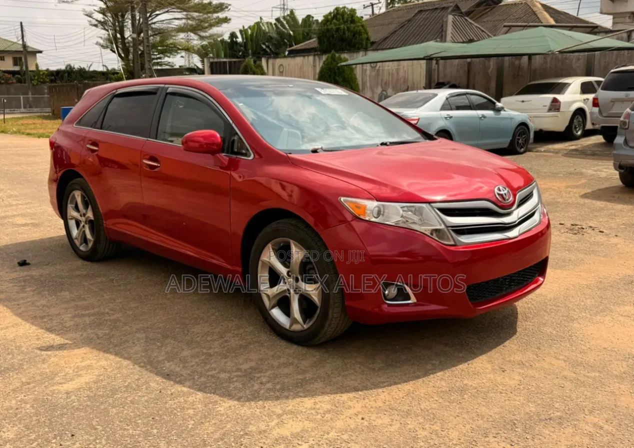 Toyota Venza 2010 Red