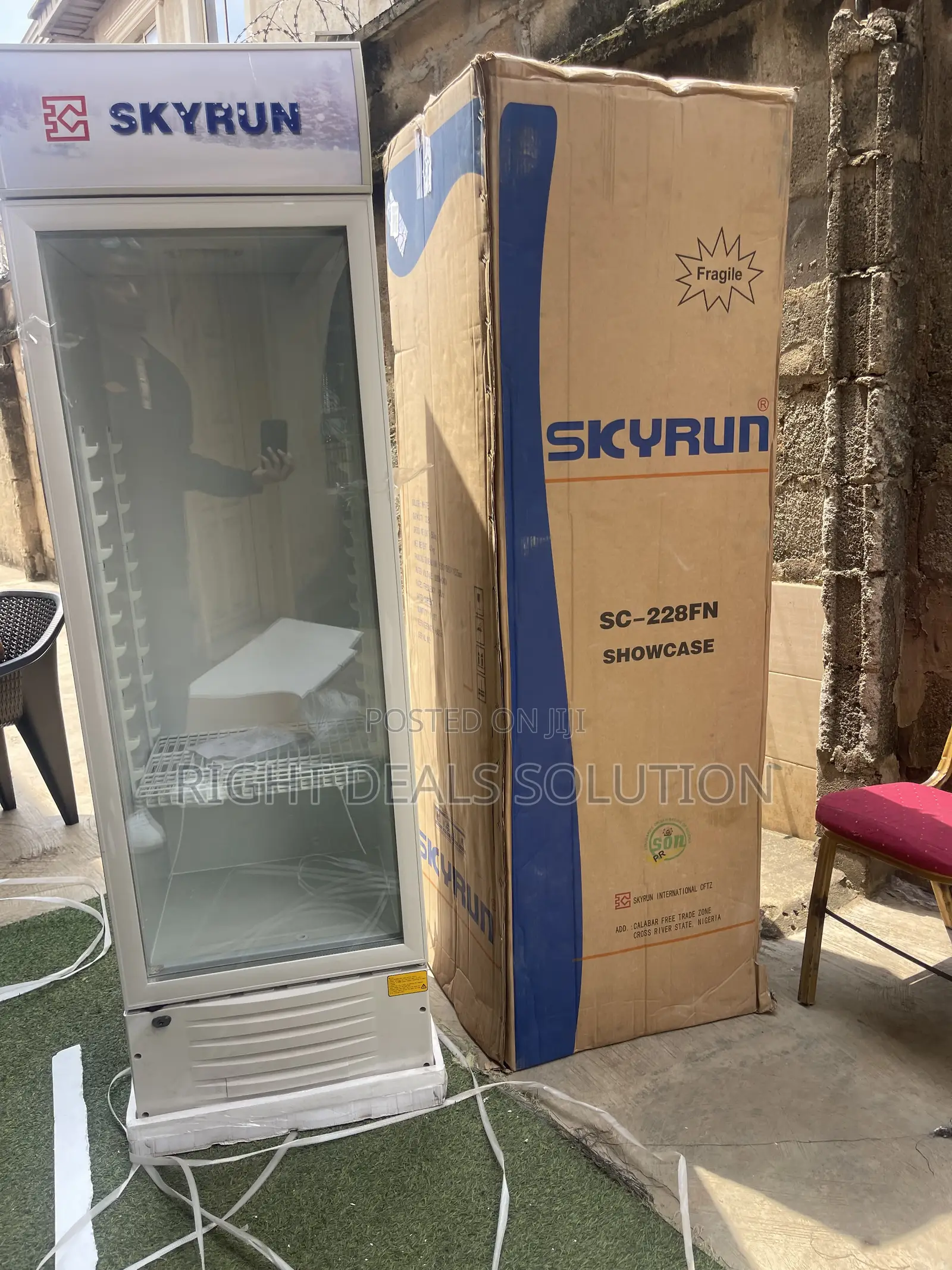 Cold Drinks. Clean Display. Better Business. Skyrun SC 228FN Chiller
