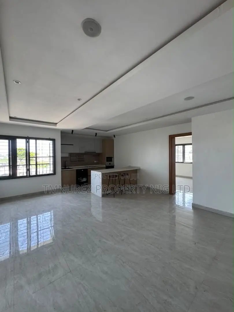 2bdrm Apartment in Osapa london for sale