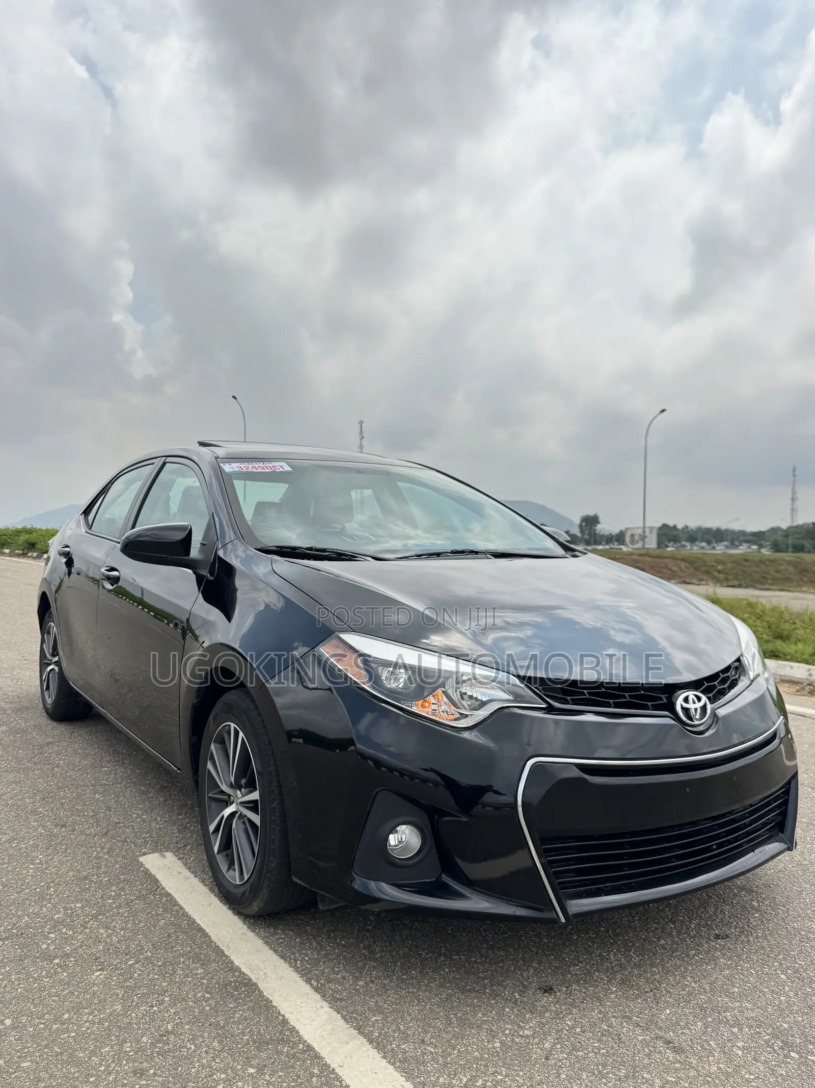 Toyota Corolla LE Premium 4dr Sedan (1.8L 4cyl CVT) 2016 Black