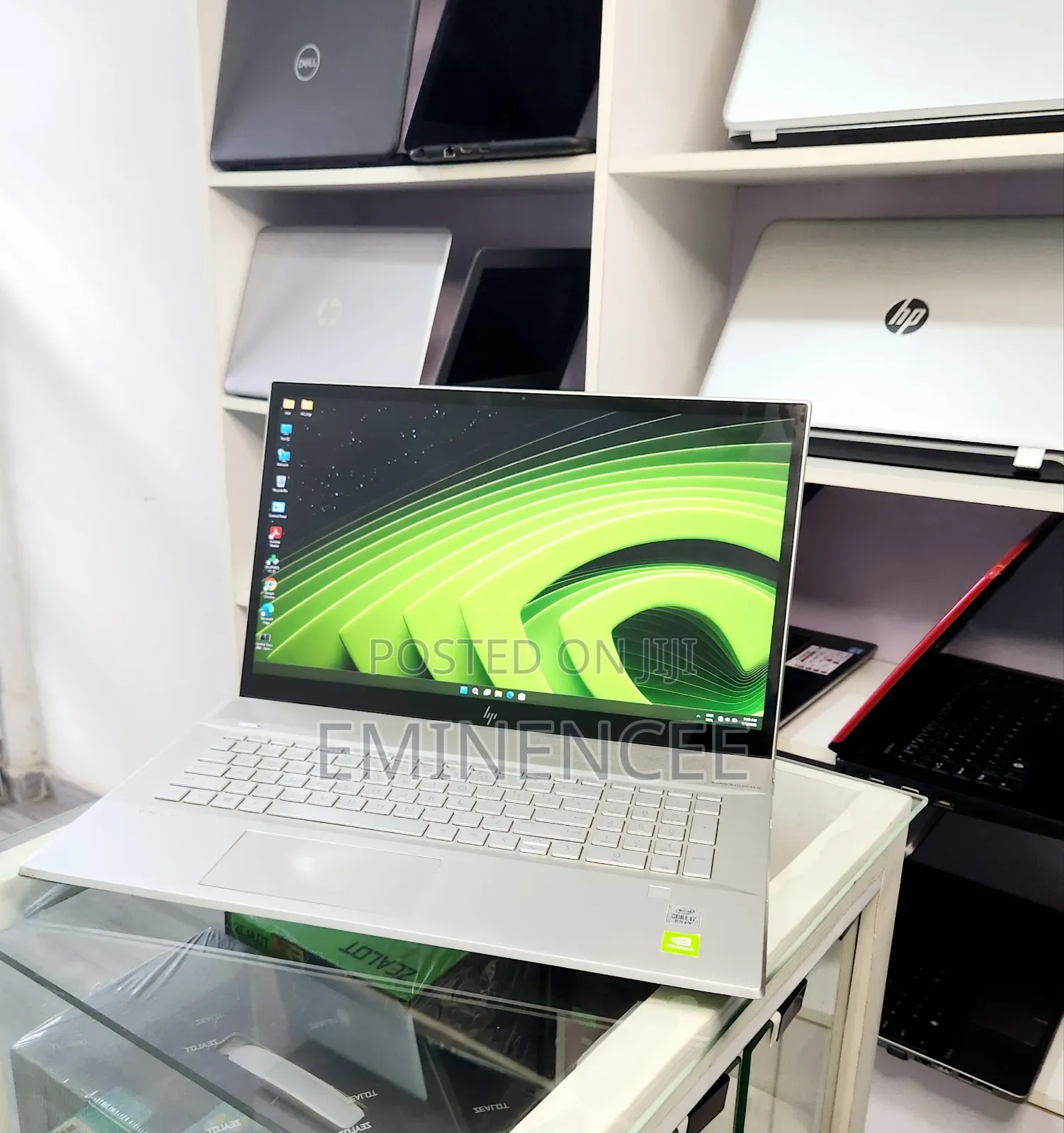 Laptop HP Envy 17 12GB Intel Core Ultra 7 HDD+SSD 1T