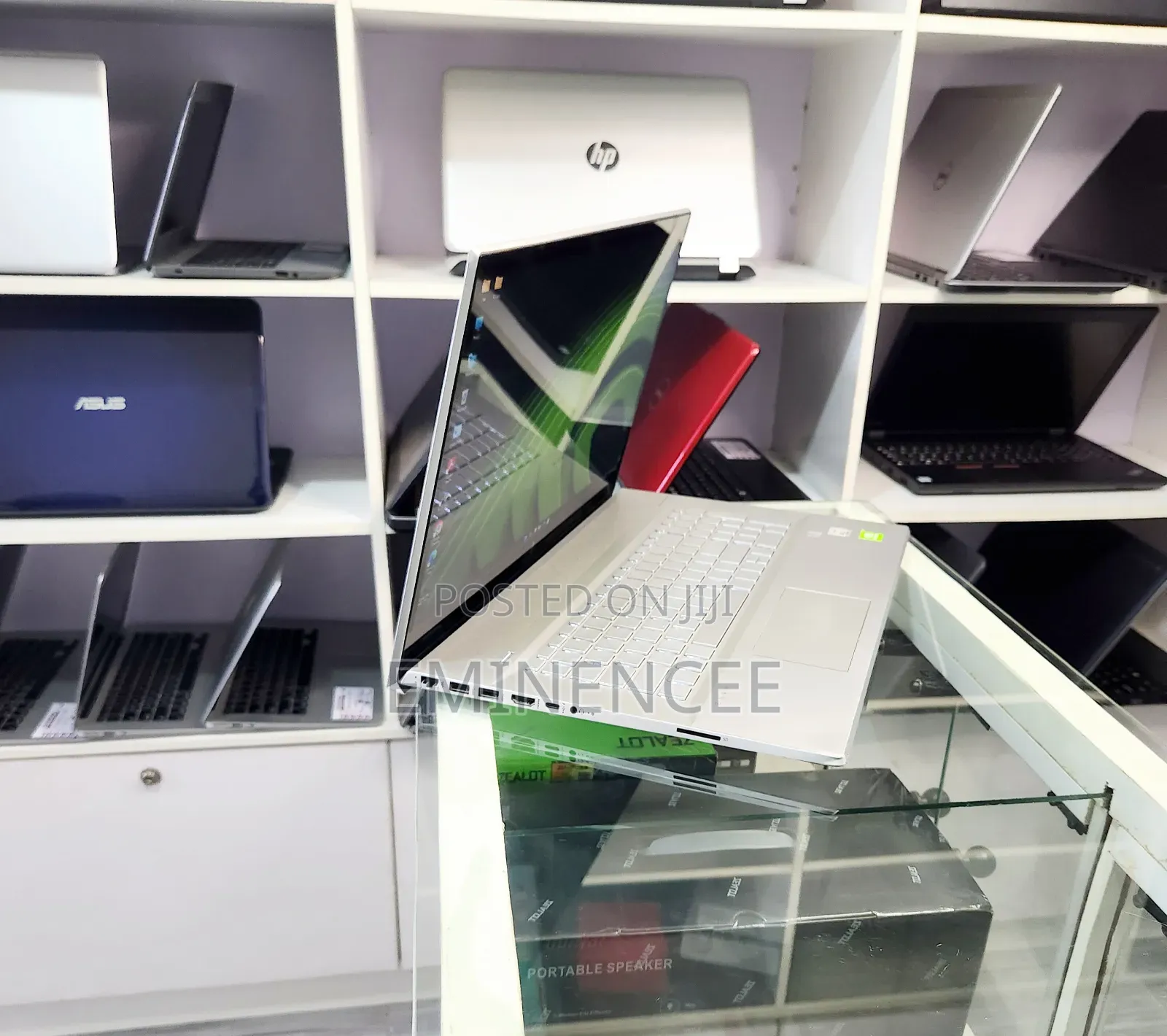 Laptop HP Envy 17 12GB Intel Core Ultra 7 HDD+SSD 1T