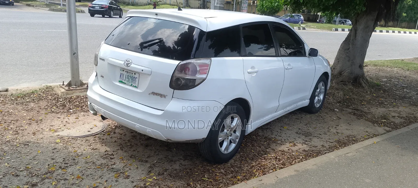 Toyota Matrix 2005 White