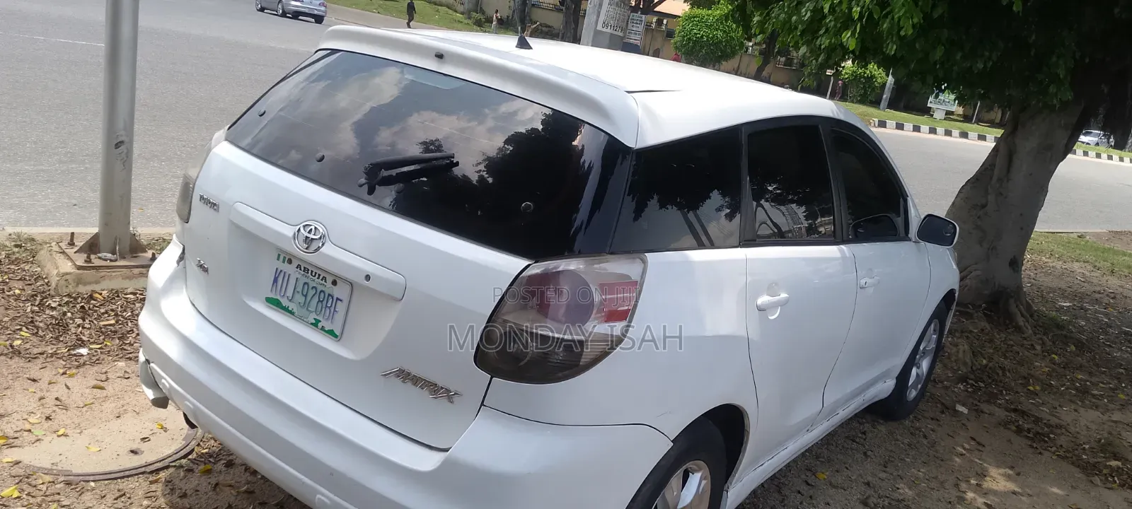 Toyota Matrix 2005 White