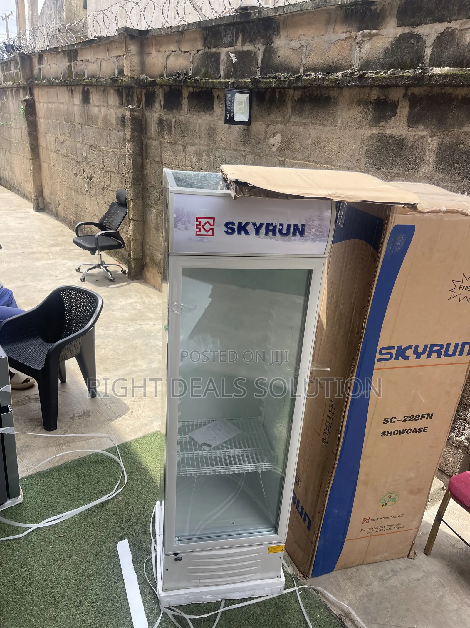 Skyrun SC 228FN – Where Smart Storage Meets Great Presentation