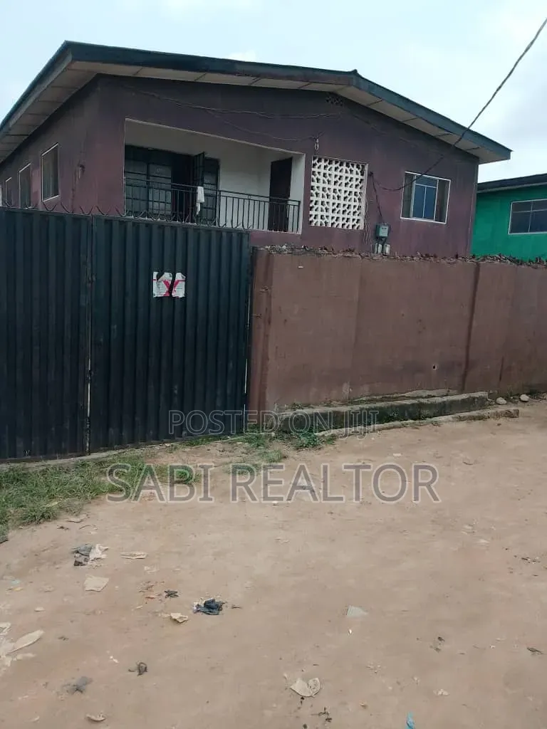 Furnished 2bdrm Block of Flats in Iyana Ipaja for sale