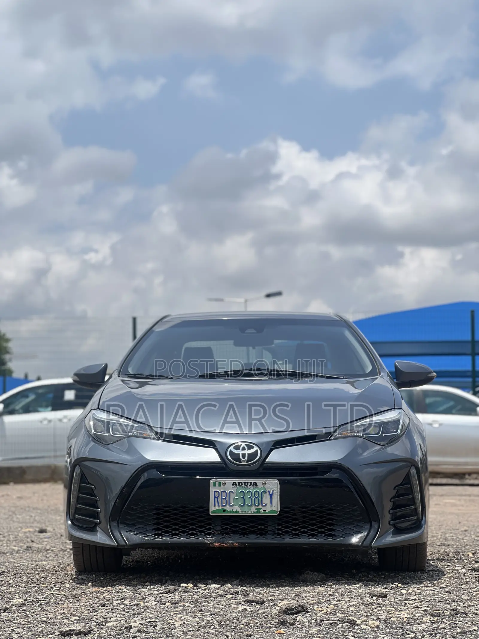Toyota Corolla SE Special Edition 4dr Sedan (1.8L 4cyl CVT) 2017 Gray