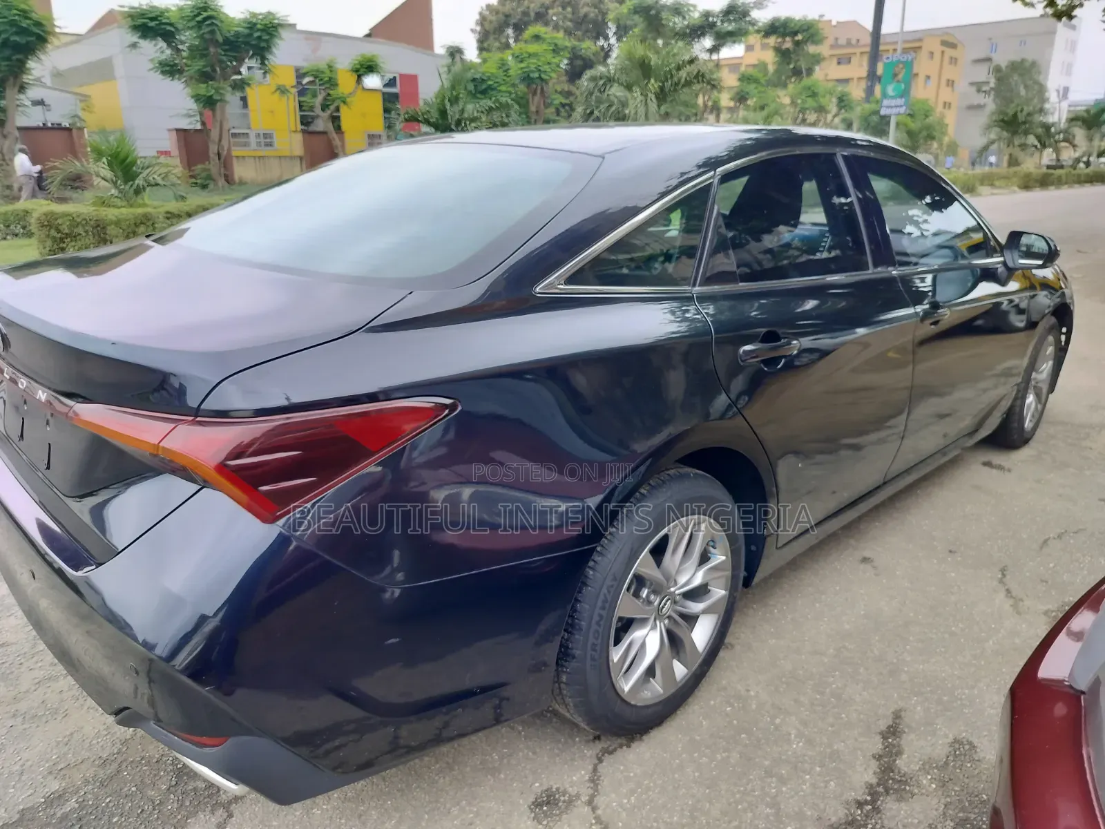 Toyota Avalon XLE 2020 Black