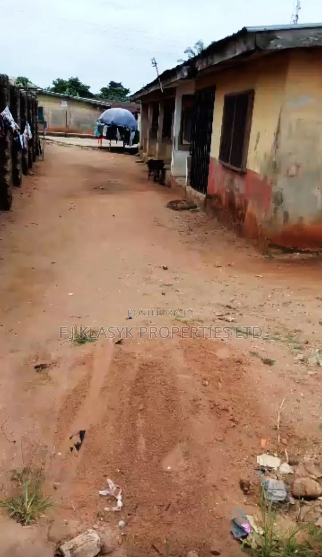 5bdrm Bungalow in Benin City for sale